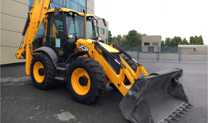 JCB 4CX